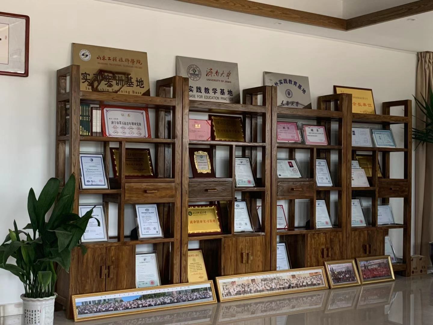 越華潤華環保設備有限公司與我公司簽訂合同進行視頻制作與拍攝